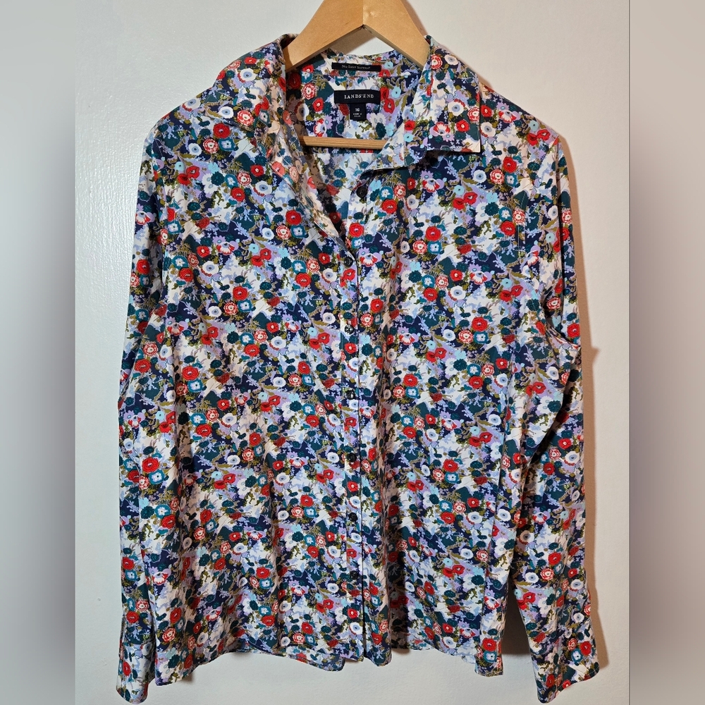 NWOT- Lands End Floral Button-Up Shirt